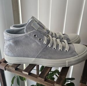NIB Silver Mid Converse Size 11